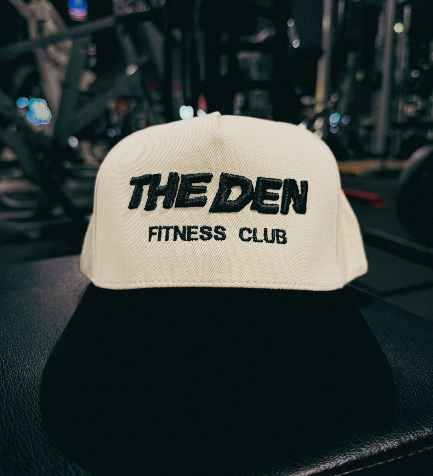 A-frame Den Hat
